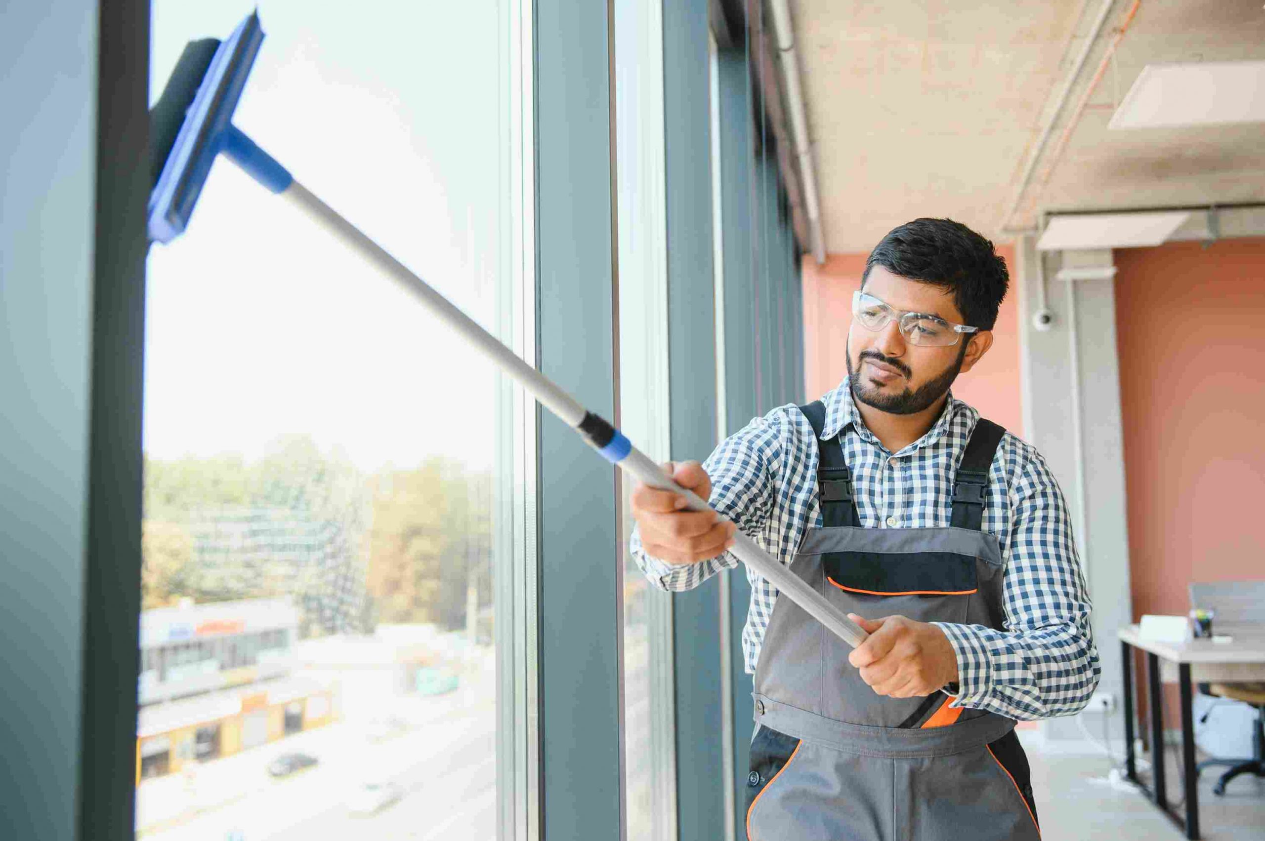 Best Crm for Window Cleaning: Top Tools to Boost Your Business
