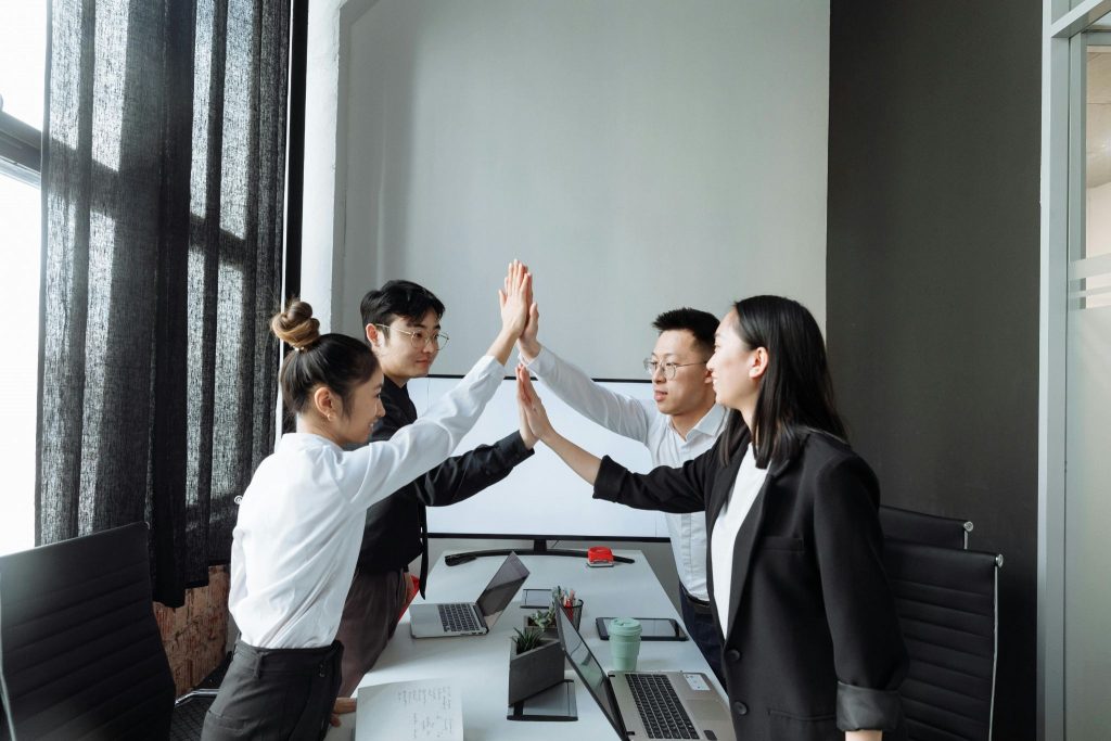 Key Automotive CRM Trends in 2025
